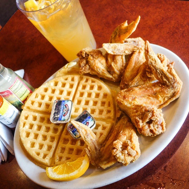 gladys knight chicken and waffles menu prices