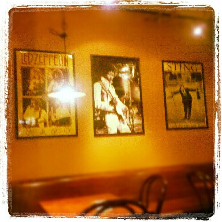 Cafe Gitarre