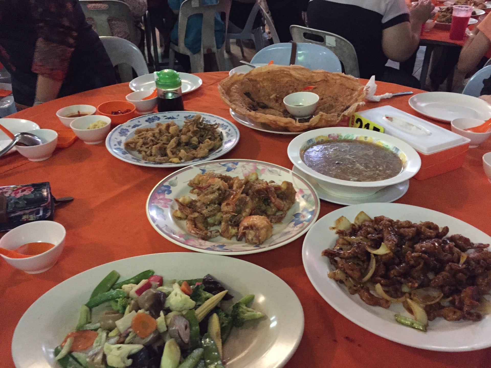 Top Spot Seafood Kuching / Top Spot Seafood Food Court in Kuching