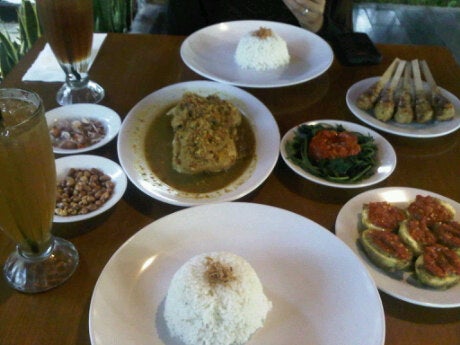 Ayam Betutu Khas Gilimanuk In Central Bandung Bandung