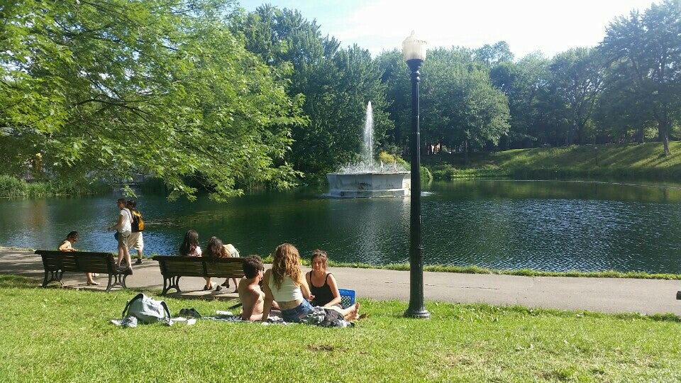 Parc La Fontaine Photos GayCities Montreal Parc La Fontaine Photos GayCities Montreal