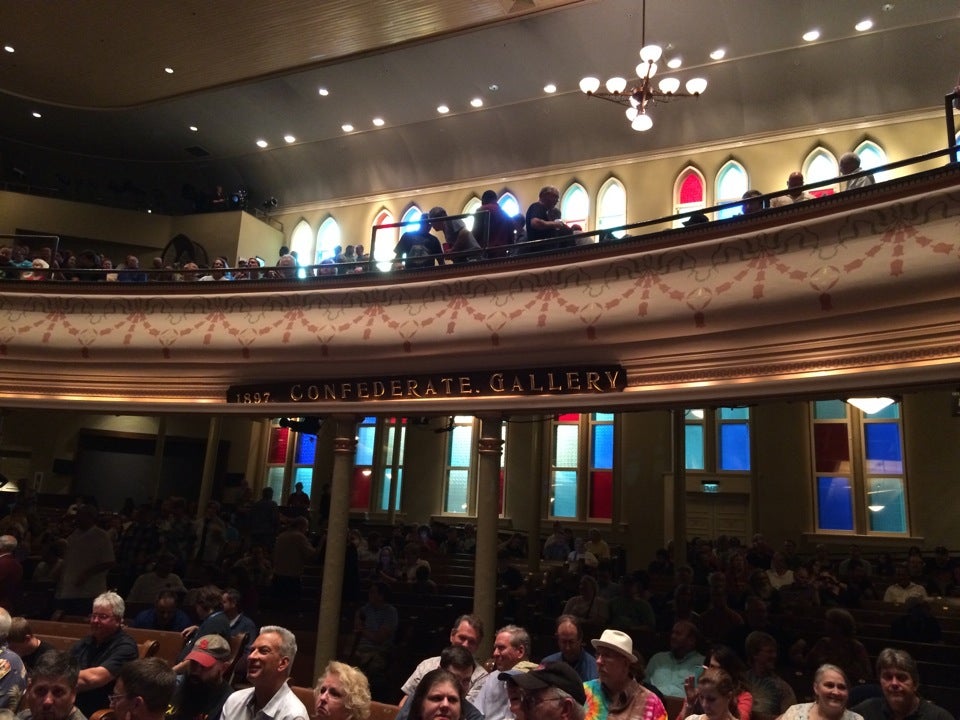 Photo of Ryman Auditorium