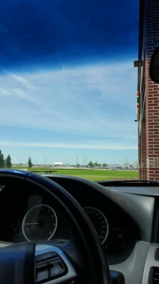 Photo of Winnipeg International Airport (YWG)