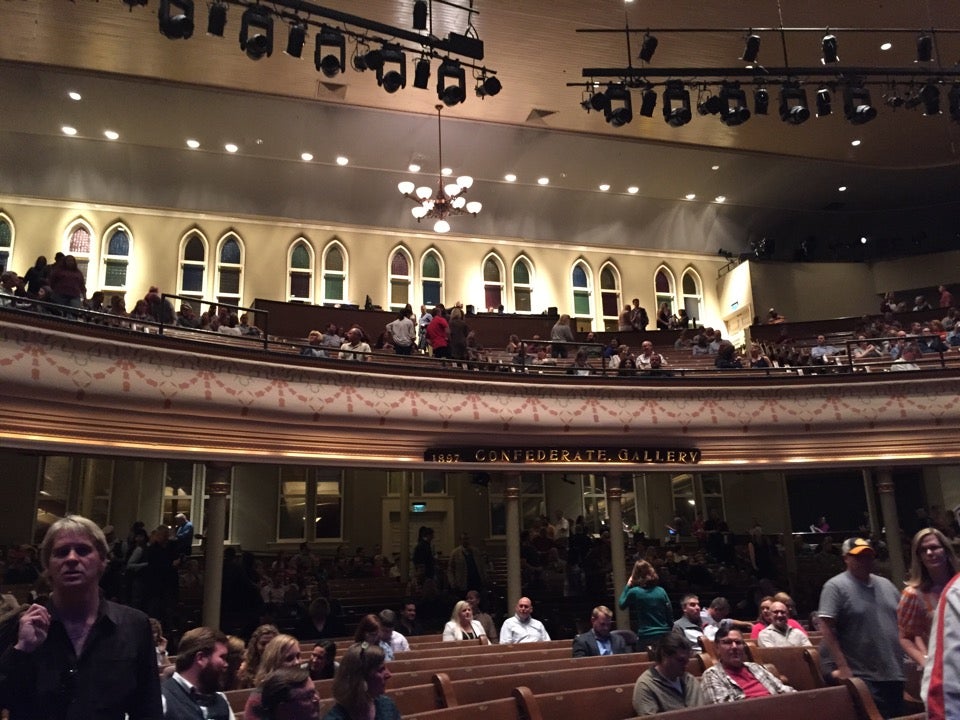 Photo of Ryman Auditorium