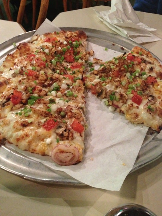 Round Table In Newark Pa Reviews On Winnie Restaurant In Newark