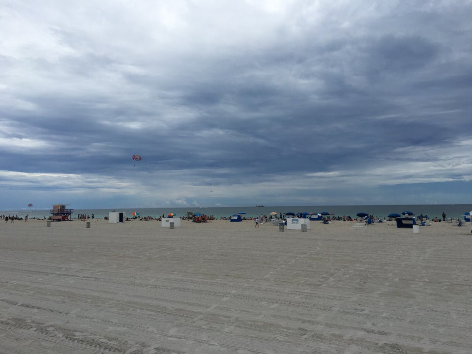 12th Street Beach - gay beach in Miami - TravelGay - Travel Gay