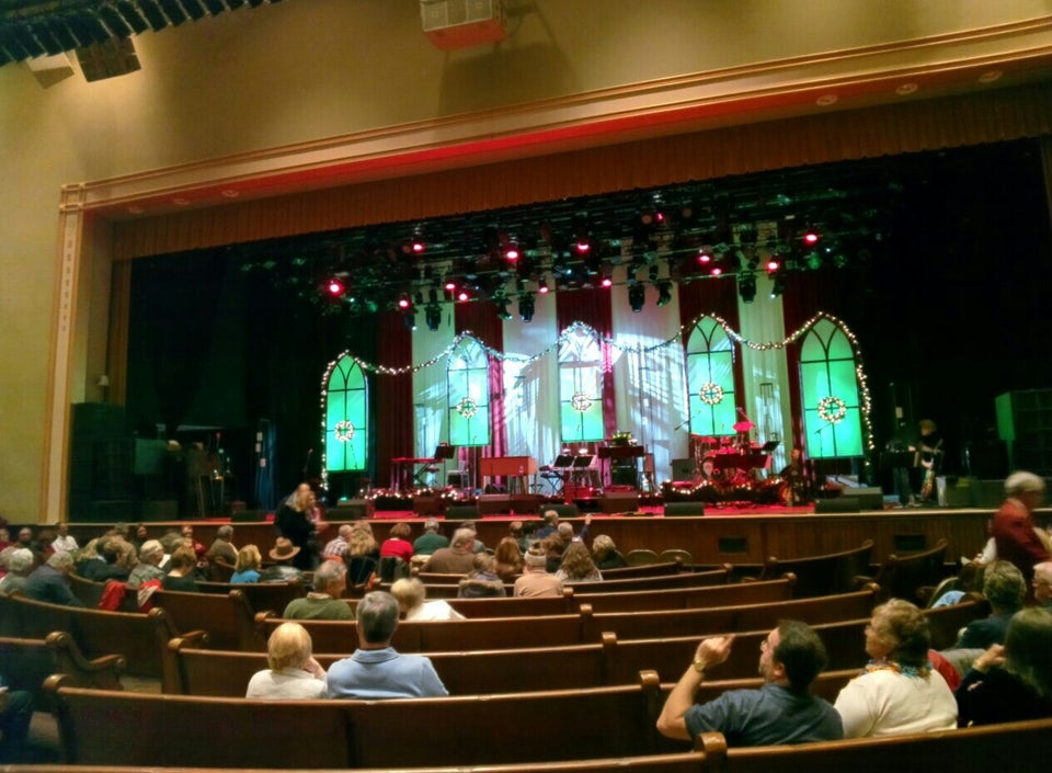 Photo of Ryman Auditorium