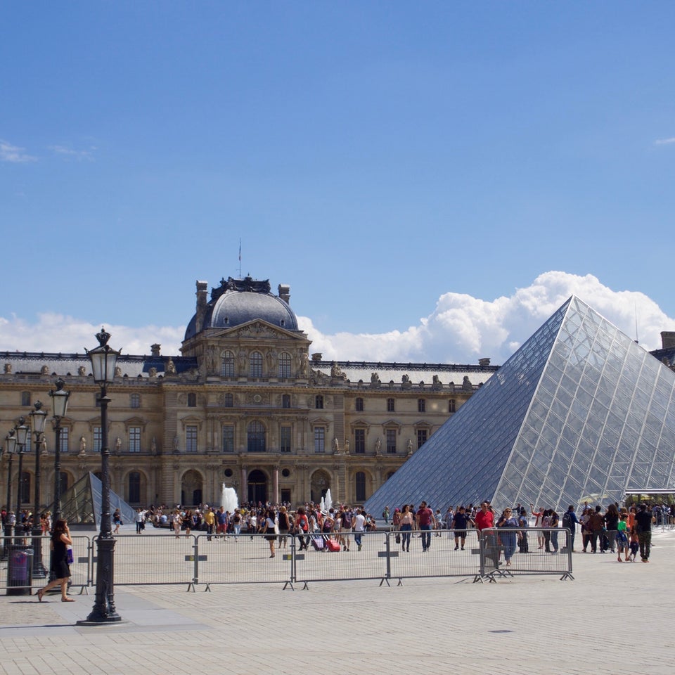 Photo of Louvre
