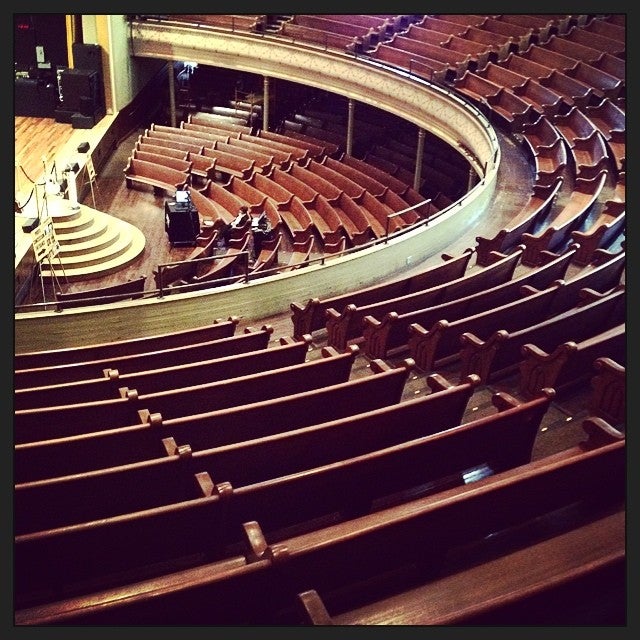 Photo of Ryman Auditorium