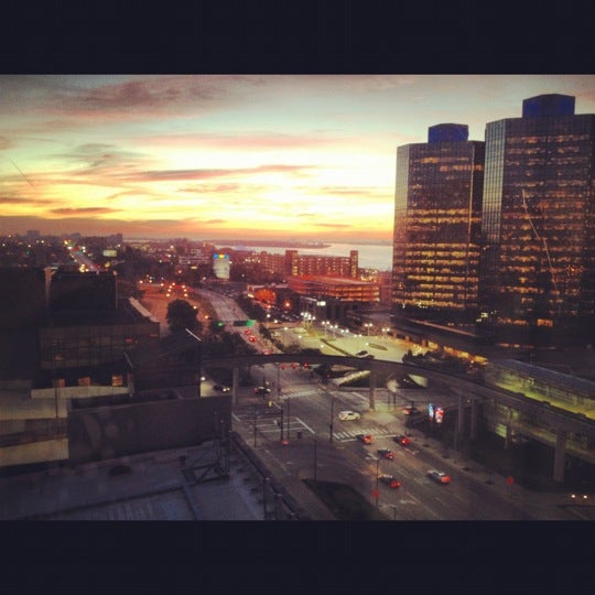 Photo of Courtyard by Marriott Detroit Downtown