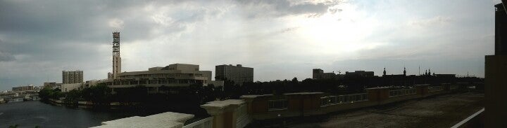 Photo of Sheraton Tampa Riverwalk Hotel