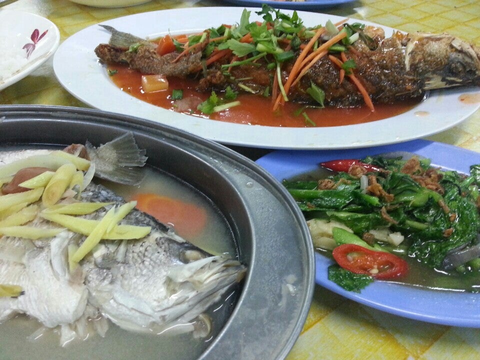 Medan ikan bakar sabak awor