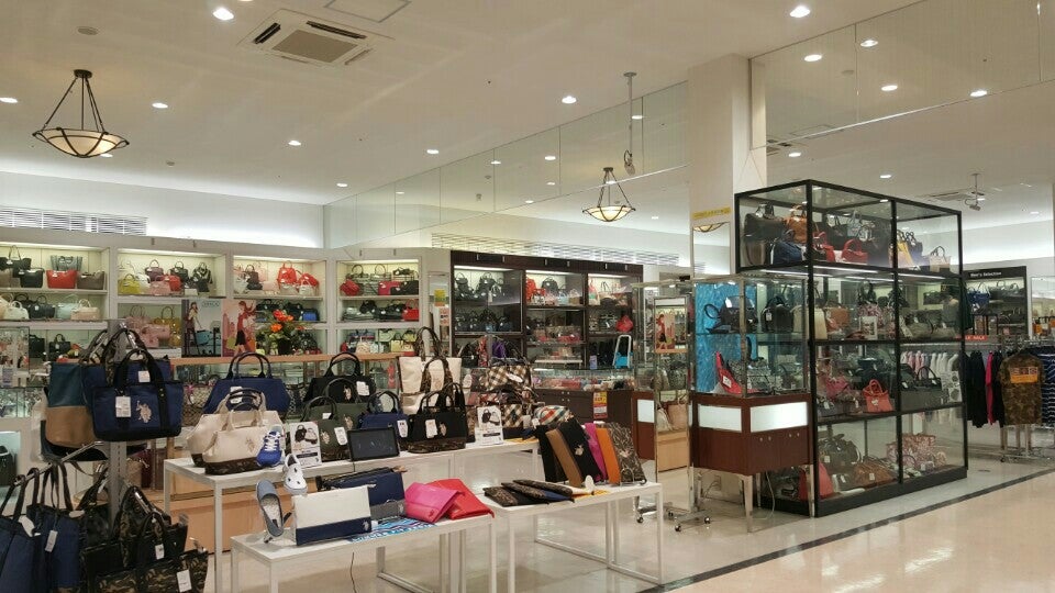 Rinku premium outlet nike Clearance